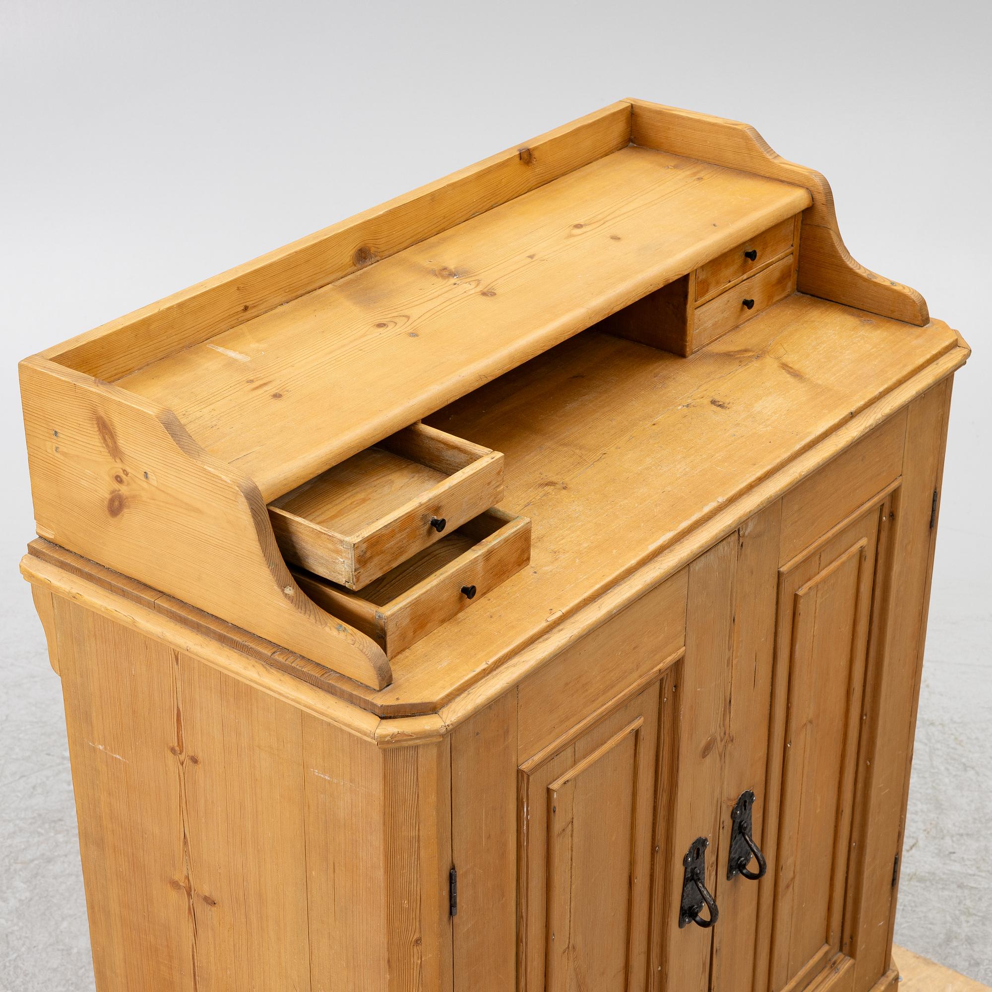Sideboard, first half of the 20th century.