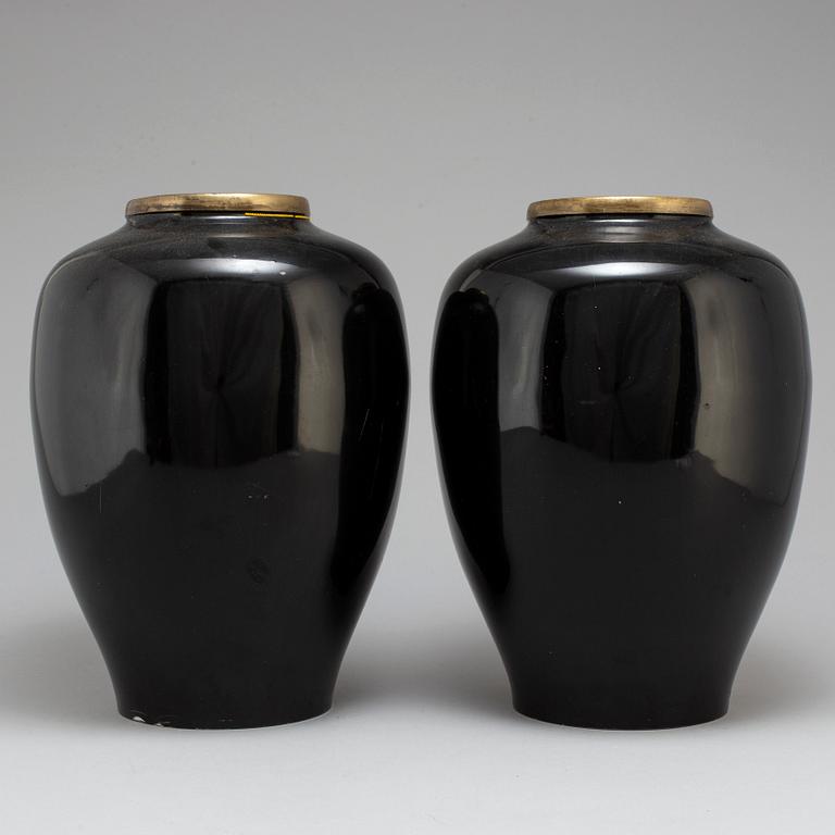 Two Korean vases, enamel on brass, 20th century.