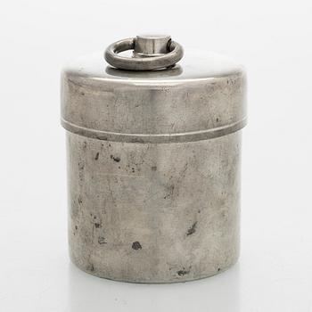 Bertel Gardberg, a lidded pewter jar, model 103, Hopeatehdas Oy, Helsinki.