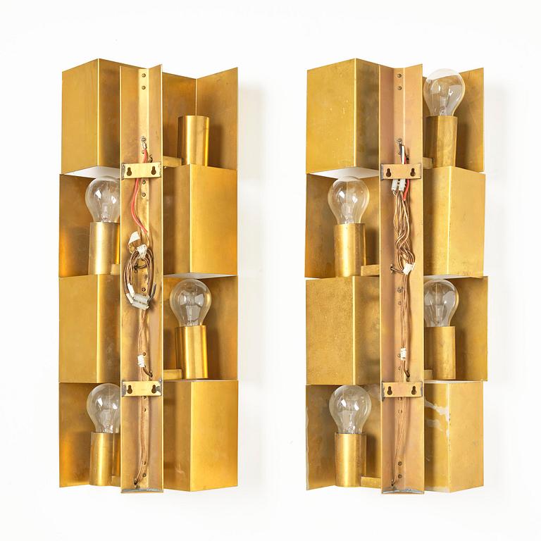 A pair of wall lamps, Scandinavia, 1960s–70s.