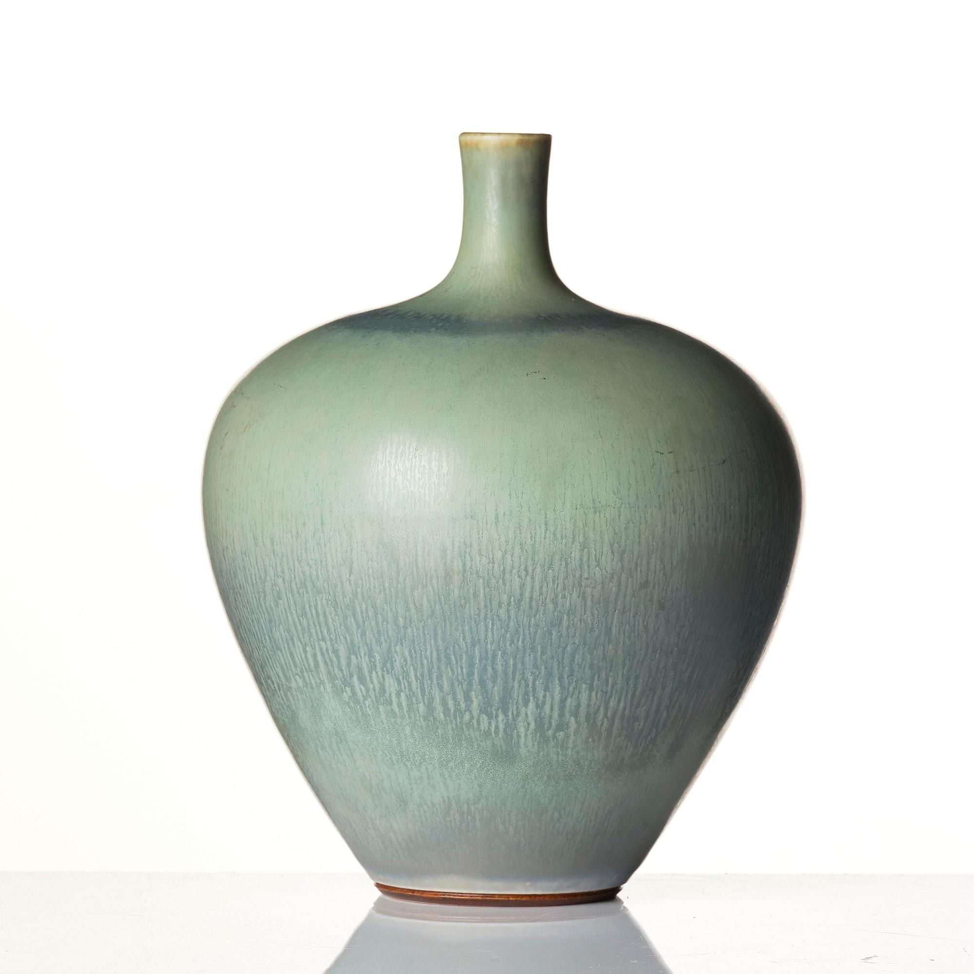 Berndt Friberg, a stoneware vase, Gustavsberg Studio, Sweden 1974.