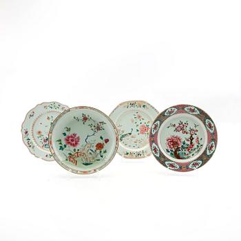 Plates/shallow bowls, 4 pcs, China, 18th century, porcelain.