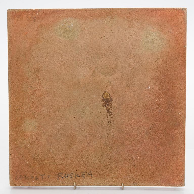 Rut Bryk, reliefi, kivitavaraa, signeerattu Rut Bryk.