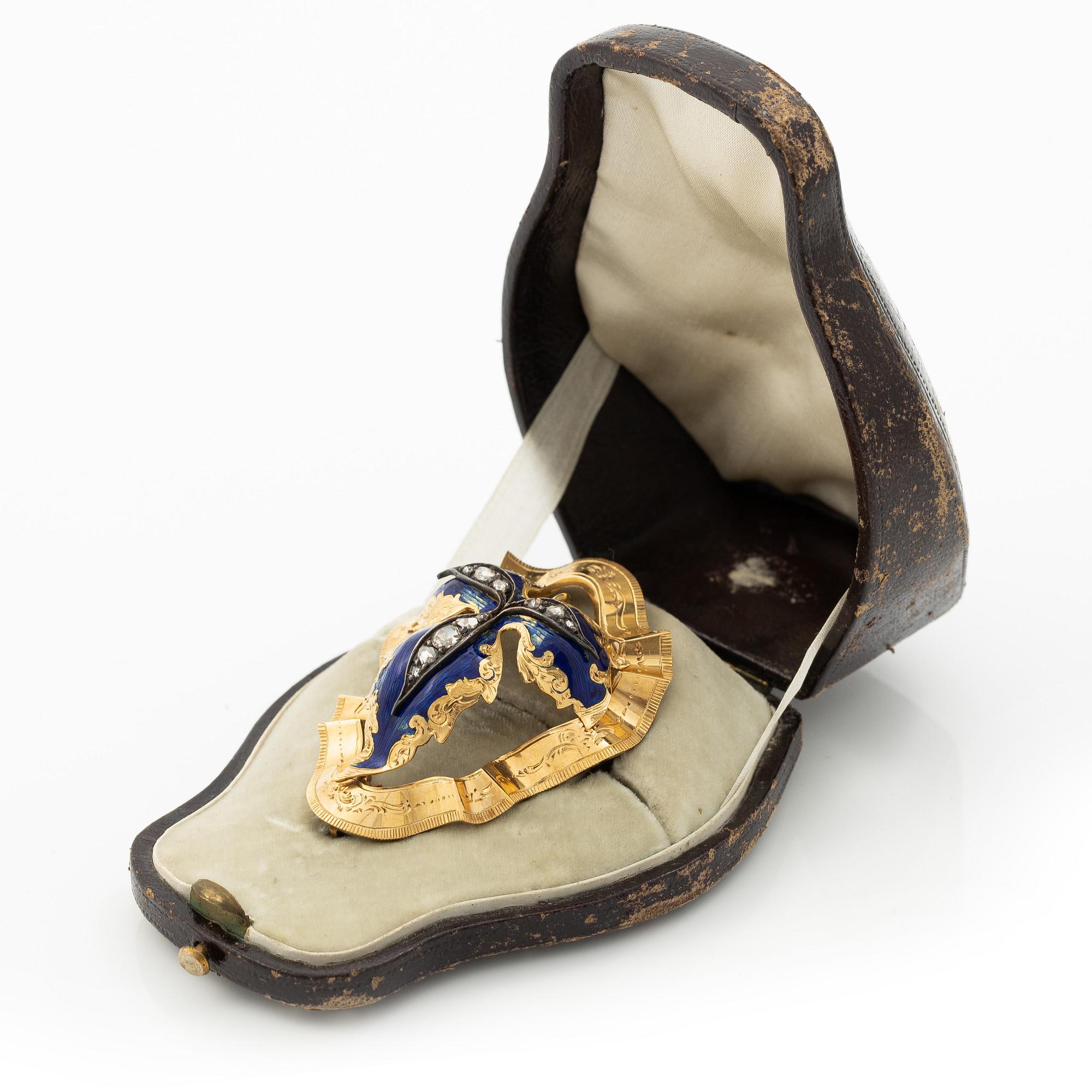 Brosch/hänge 18K guld och emalj och rosenslipade diamanter, 1800-tal.