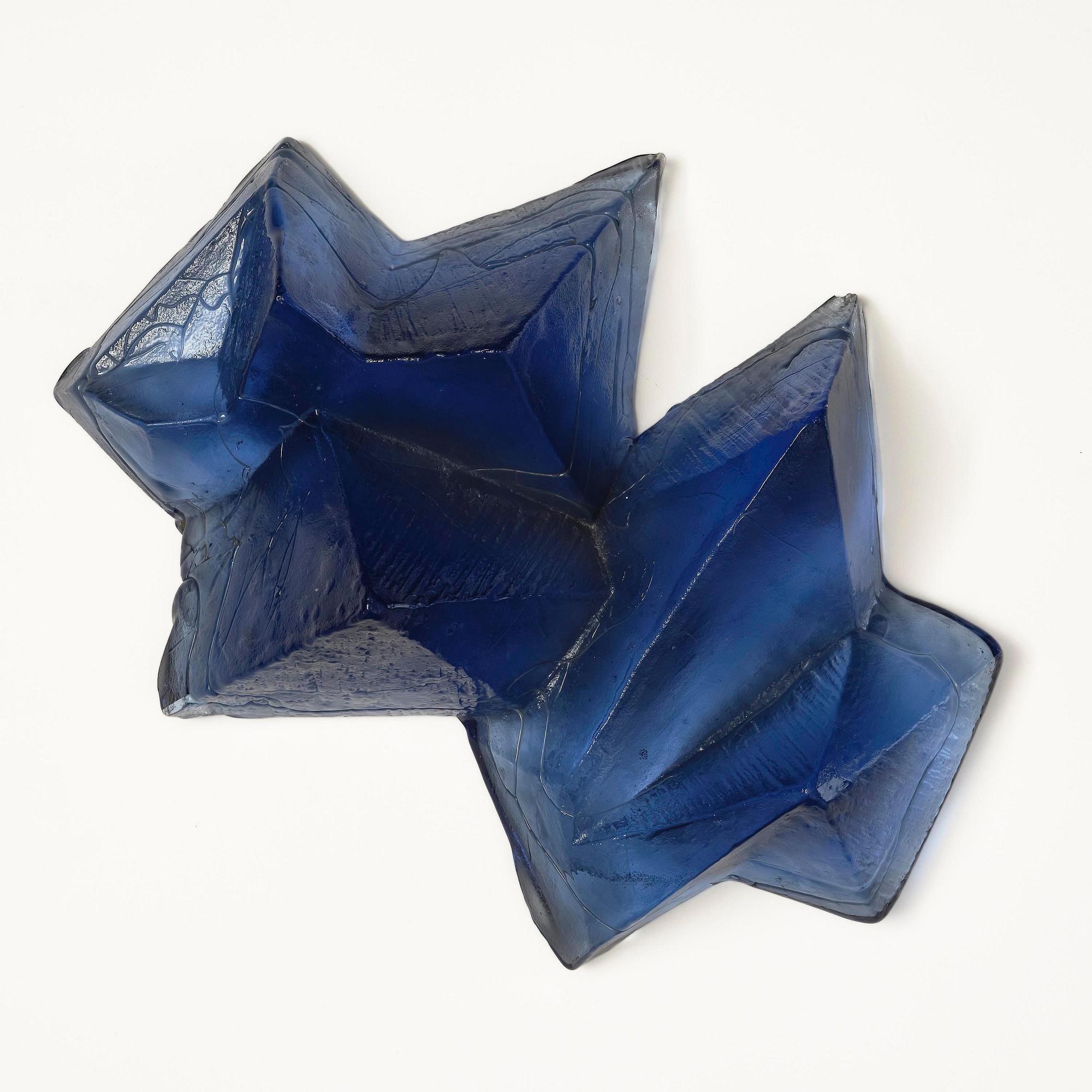 Edvin Öhrström, "Isig prisma", a cast glass sculpture, Lindshammar Glassworks.