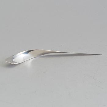 VIVIANNA TORUN BÜLOW-HÜBE, a sterling silver letter opener from Georg Jensen, Denmark.