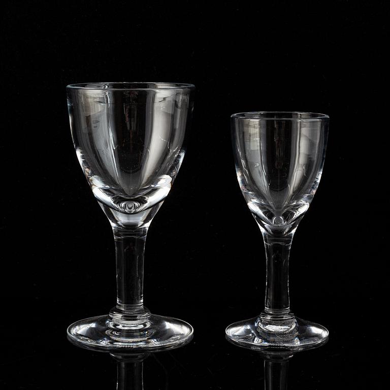 Ingegerd Råman, vinglas, "Bellman", 14 + 6 st, Skrufs Glasbruk, signerade.