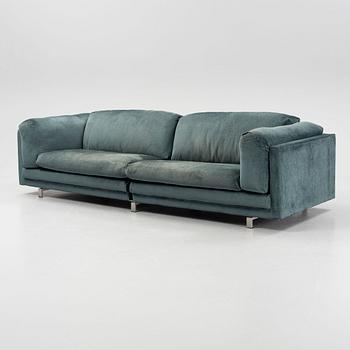 Jens Juul Eilersen, soffa modell "Tub".