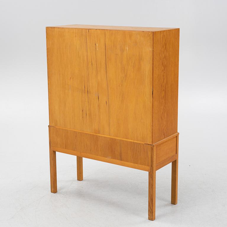 Carl Malmsten, an 'October' oak cabinet, second part of the 20th Century.