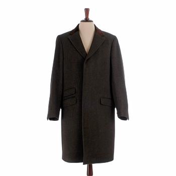 286. EDUARD DRESSLER, a brown wool and cashmere coat / covert coat, size 48.