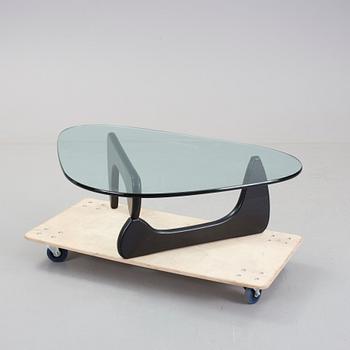 SOFFBORD, "Noguchi", Isamu Noguchi, Vitra. 1900-talets senare del.