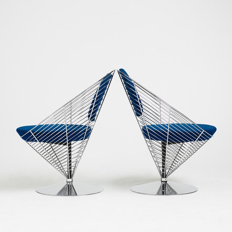 Verner Panton, fåtöljer ett par, "Wire Cone Chair", Fritz Hansen, Danmark 1989.