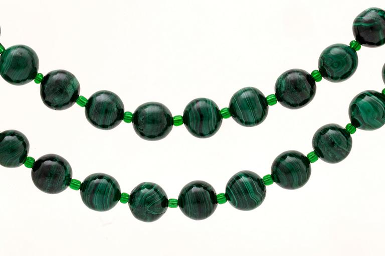 Malachite necklace, beads approx 15 mm and glass beads, approx 80 cm,  clasp metal.