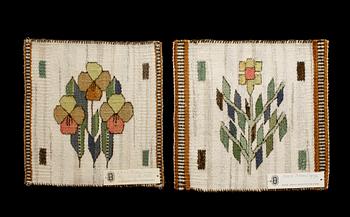 VÄVNADER, 2 st. "Blomlapp". Gobelängteknik. Signerade AB MMF (AB Märta Måås-Fjetterström).