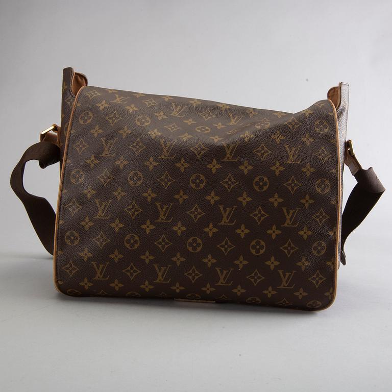 LOUIS VUITTON, Messenger bag, axelremsväska.