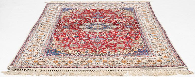 Carpet, Isfahan, 150 x 250 cm.