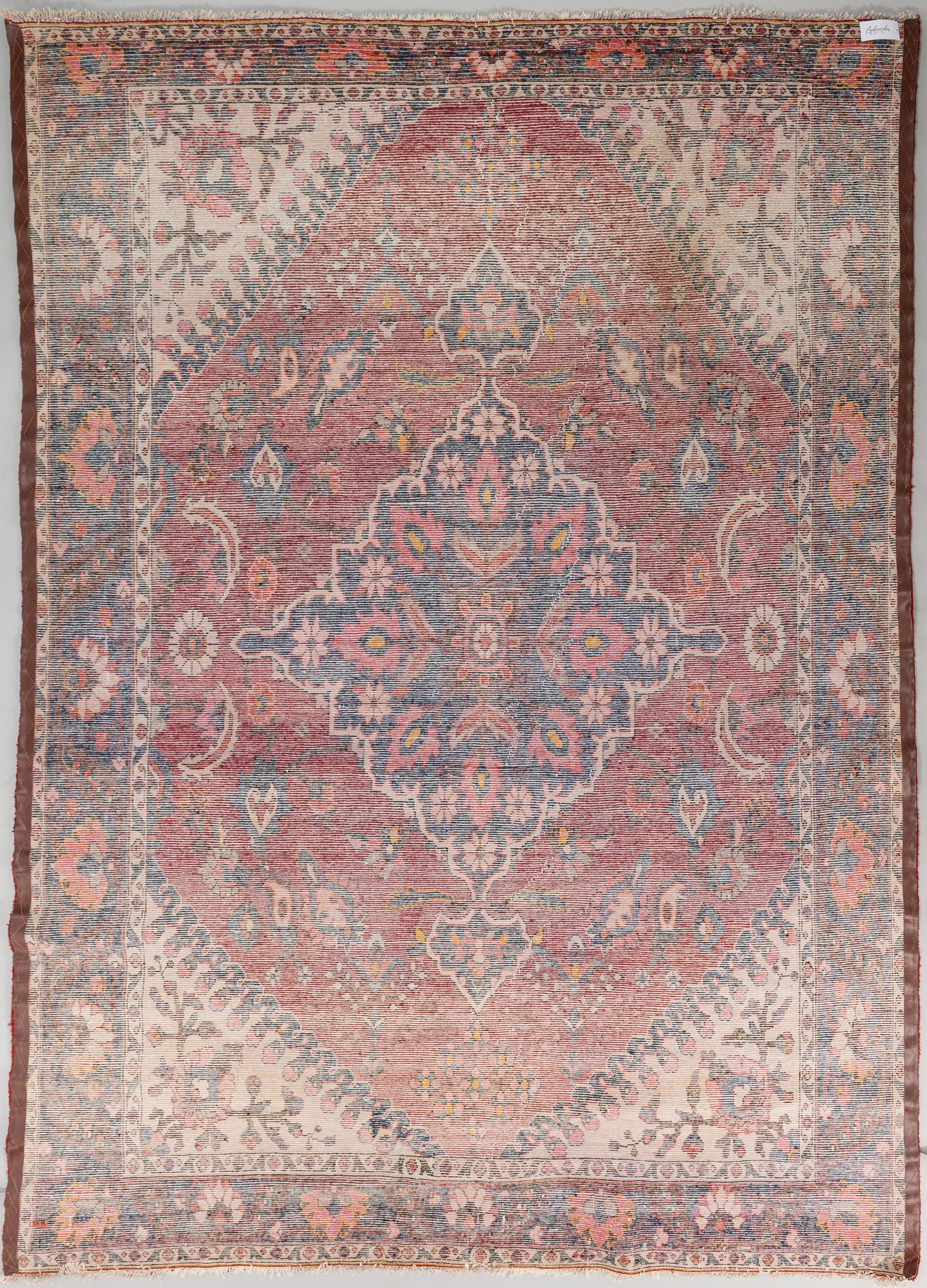 MATTO, Bakthiari, noin 328 x 232 cm.