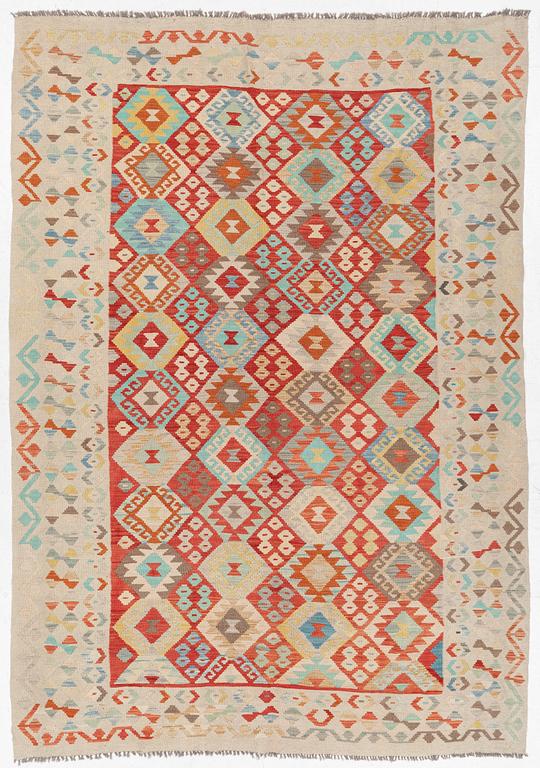 A Kilim carpet. ca 295 x 208 cm.