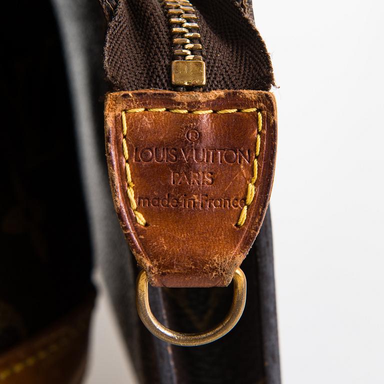 Louis Vuitton, A Monogram 'Bucket' Bag with pochette.