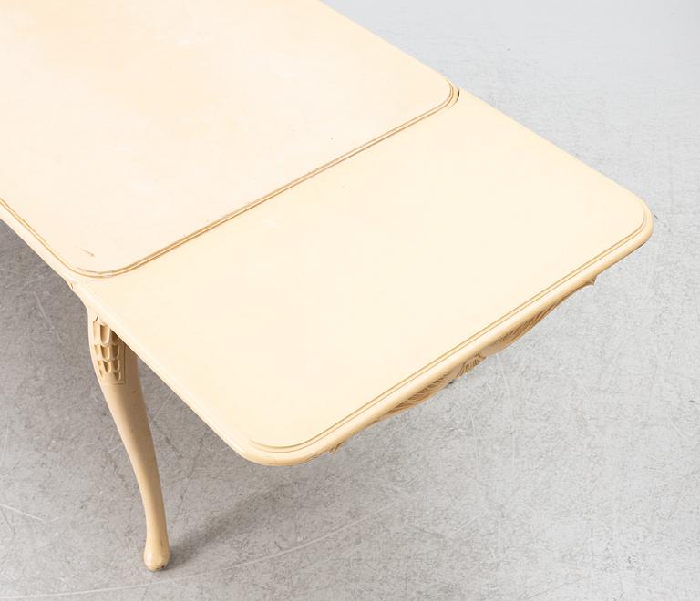 Matbord, rokokostil, 1900-talets första hälft.