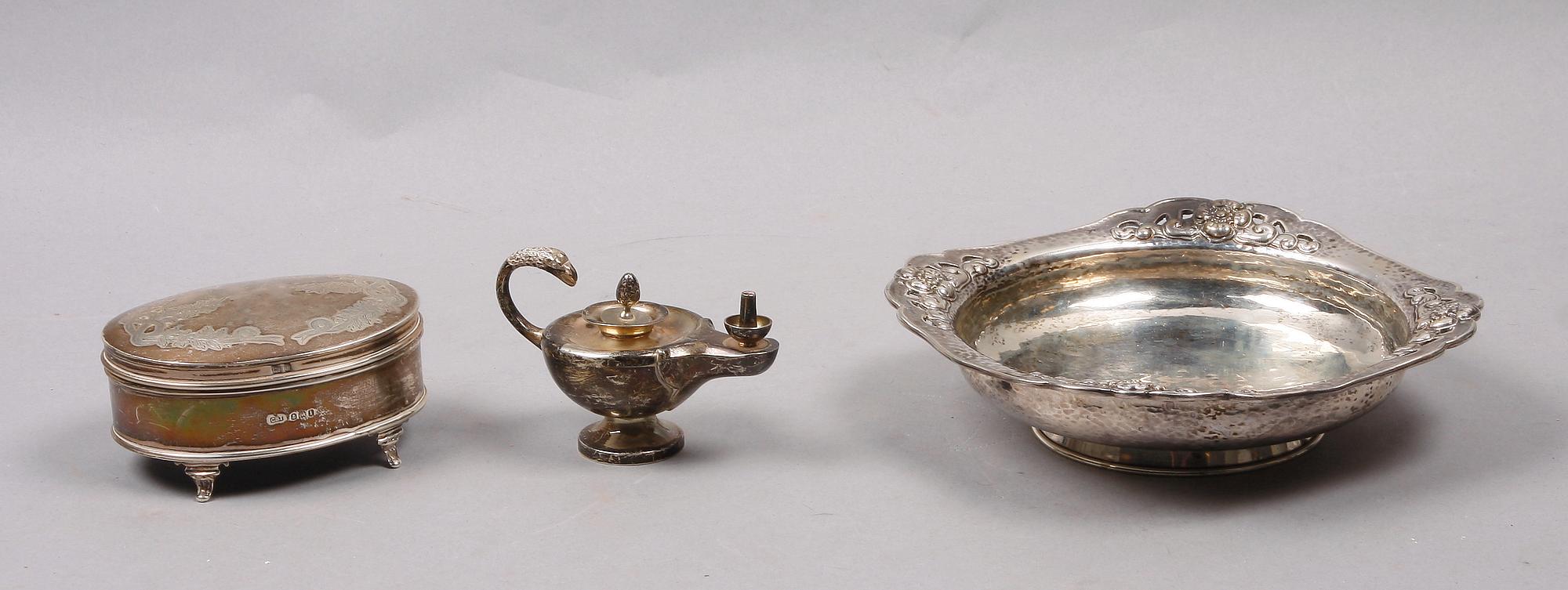 PARTI SILVER, 3 delar, bl a England, 1900-talets första hälft.