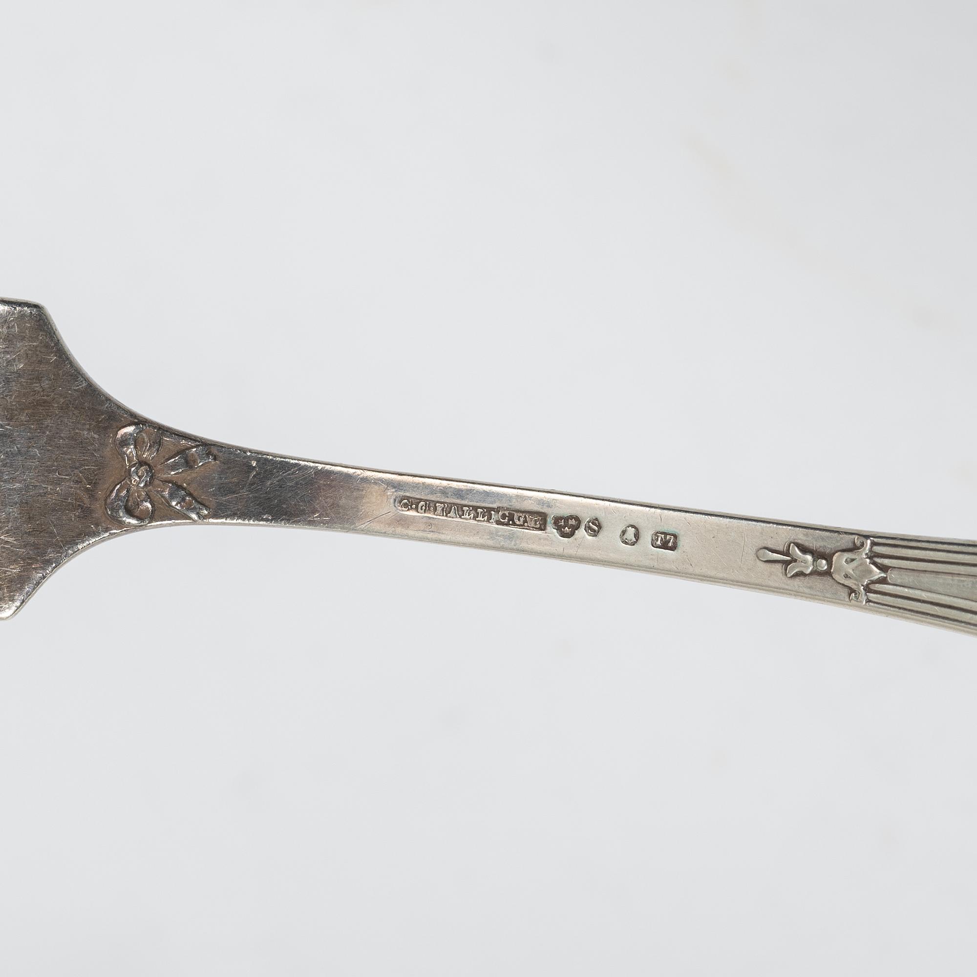 Christening set, 6 pieces, silver, CG Hallberg, Stockholm, 1916–22.