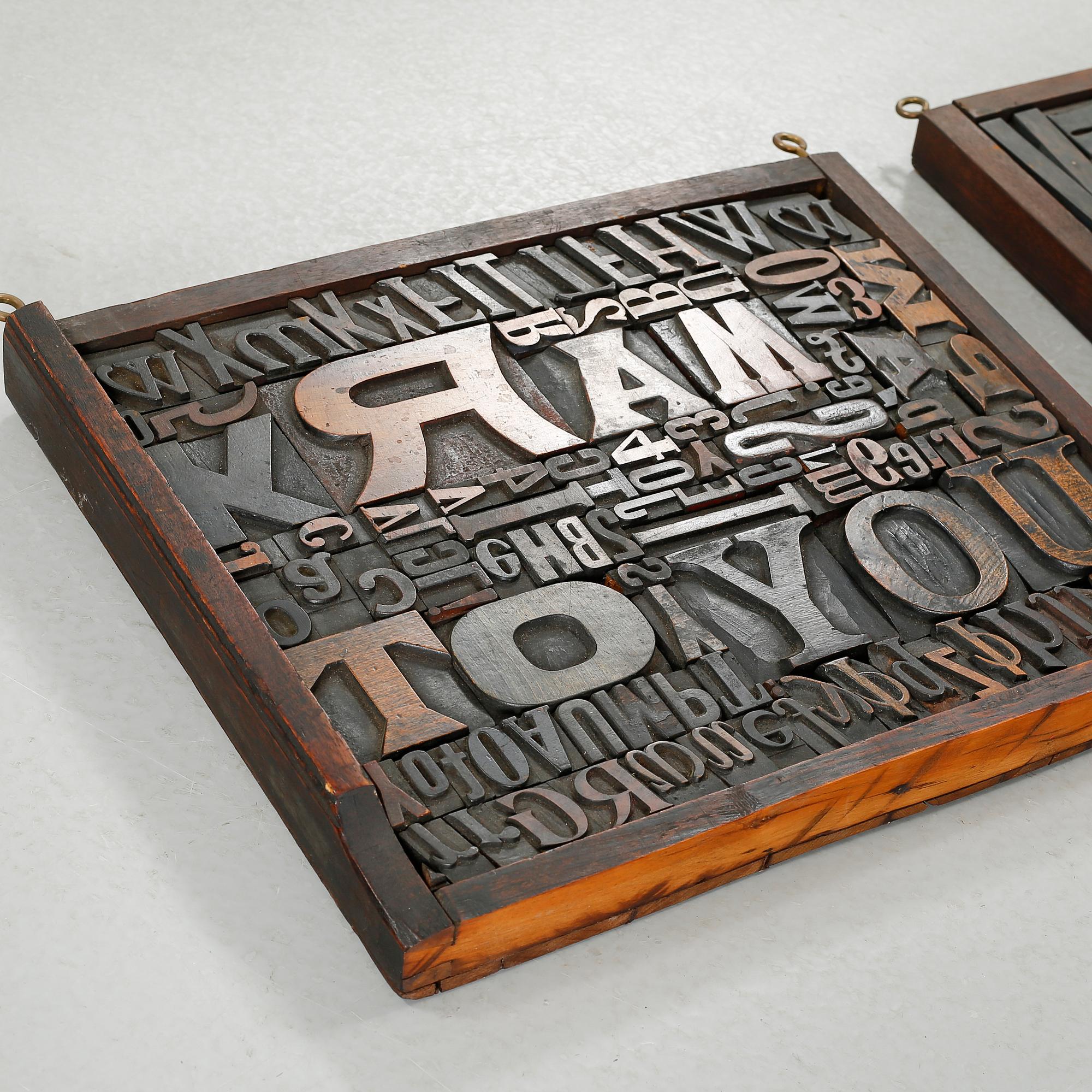 TYPER, (tryckeri) 2 st, omkring 1900-talets mitt.