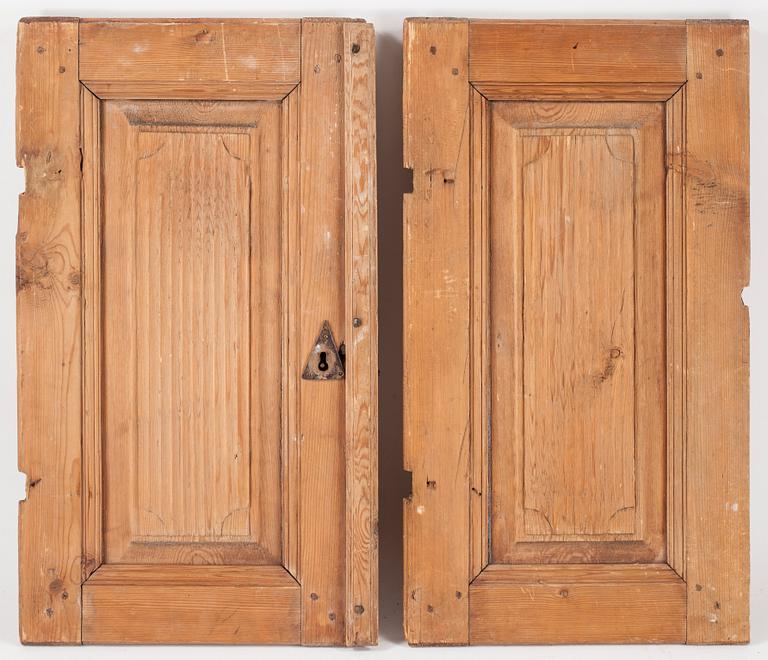 DÖRRAR, 4 st, allmoge, 1800-tal.