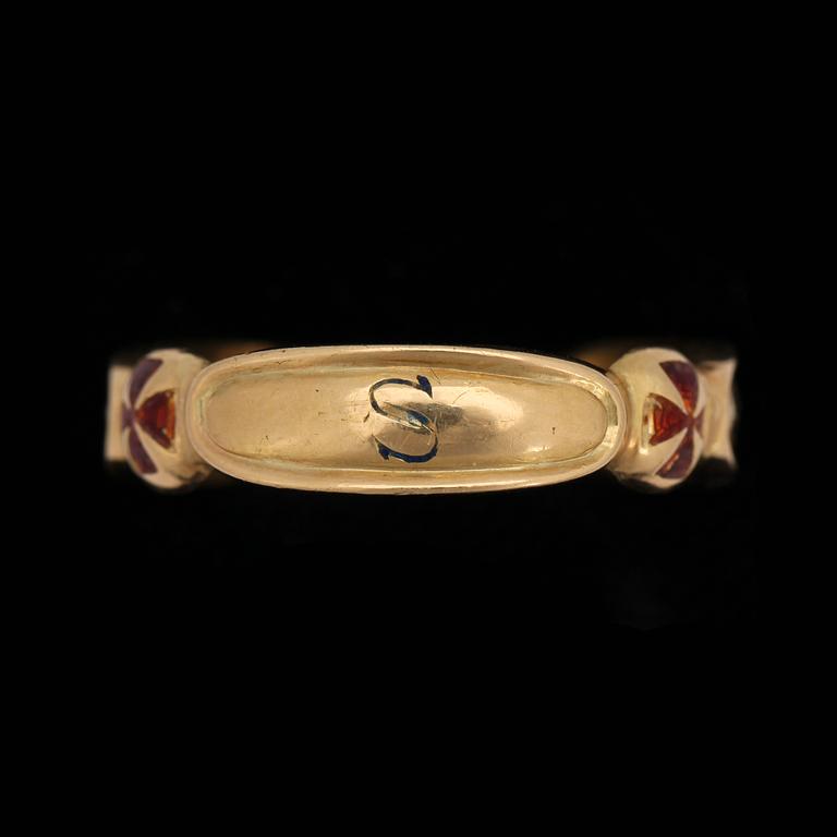 RING, Frimurarring, 18k guld med emalj. CF Carlman, Stockholm, 1956. Vikt 9g.