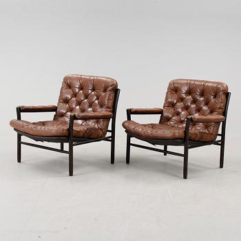 FÅTÖLJER, ett par, Dux.