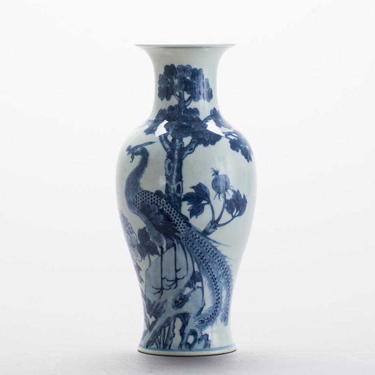 Vas, Kina, porslin, 1900-tal.