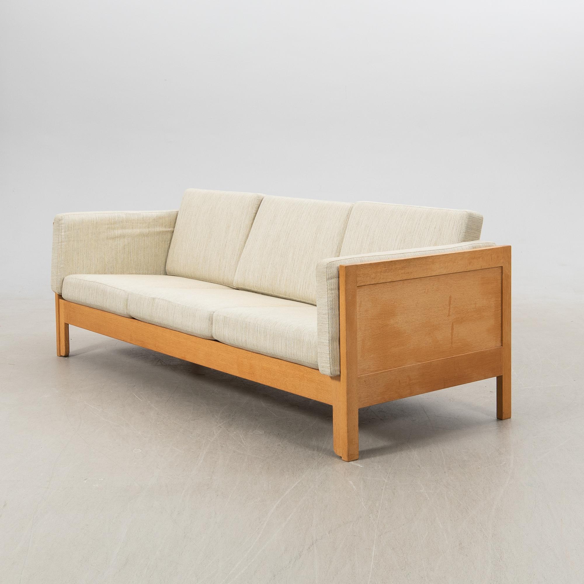 Børge Mogensen, sofa, model 2345, for Fredericia Stolefabrik, Denmark.