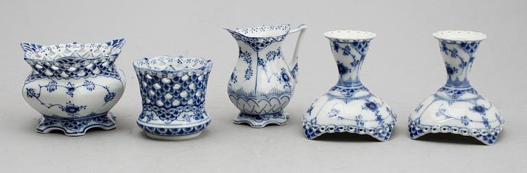 SERVISPORSLIN, 5 del, porslin, Musselmalet, Royal Copenhagen, 1970-tal.