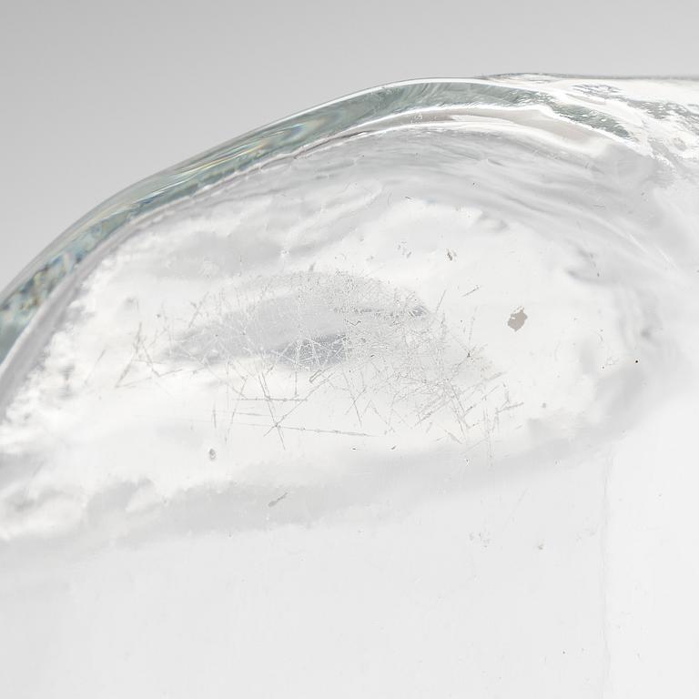 Alvar Aalto, vase, 3031, signed Alvar Aalto for Iittala 1960s.