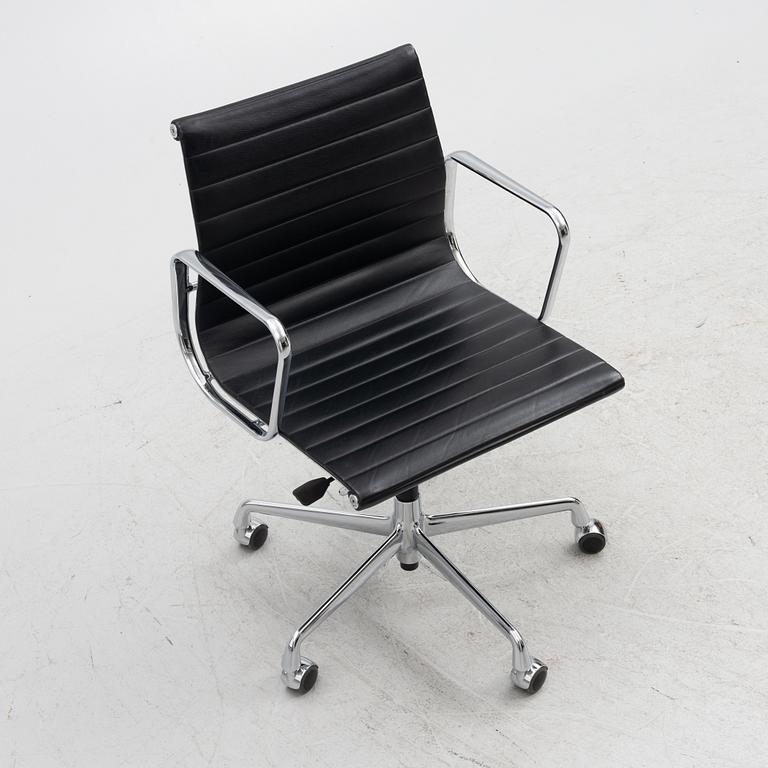 Charles & Ray Eames, a model EA 117 swivel office chair, VItra.