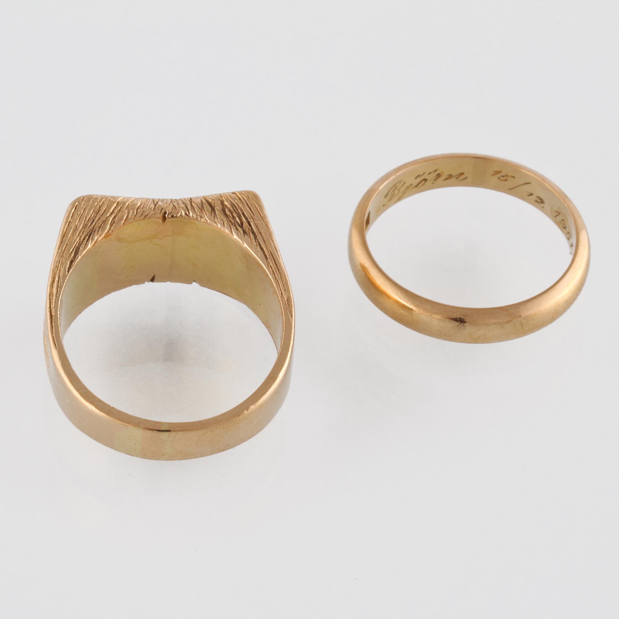 RINGAR, 2 st, 18K guld. Vikt 14,4 gram.