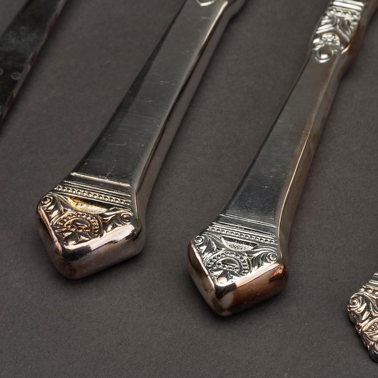 BESTICKSUPPSÄTTNIG, nysliver 48 delar.