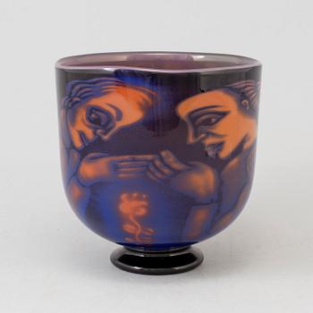 A glas graal by EVA ENGLUND, Orrefors 1989.