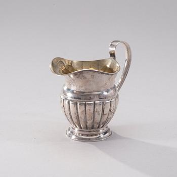 MJÖLKKANNA, silver, Johan Alfred Appelgren, Åbo 1899. Ca 116 g.