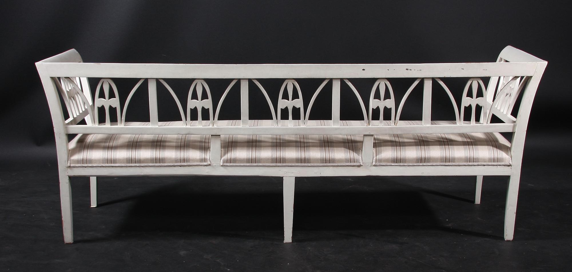 SOFFA SAMT 6 STOLAR, empire, märkta Johannes Nilsson, Lindome. Verksam i Skäggered och levde mellan 1777-1836.