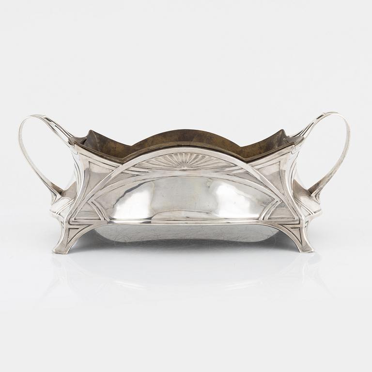 K. Anderson, a Swedish silver Art Nouveau jardiniere, Stockholm, 1906.