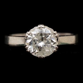 RING, 18 k vitguld med briljantslipad diamant ca 1,00 ct. Vikt ca 3 g.