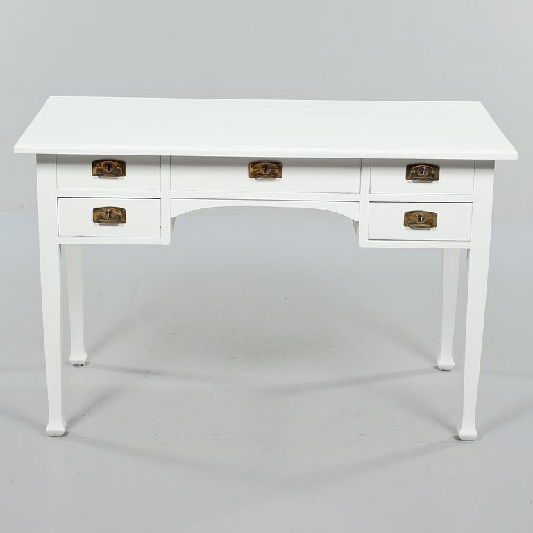 SKRIVBORD, jugend, 1900-talets första hälft.