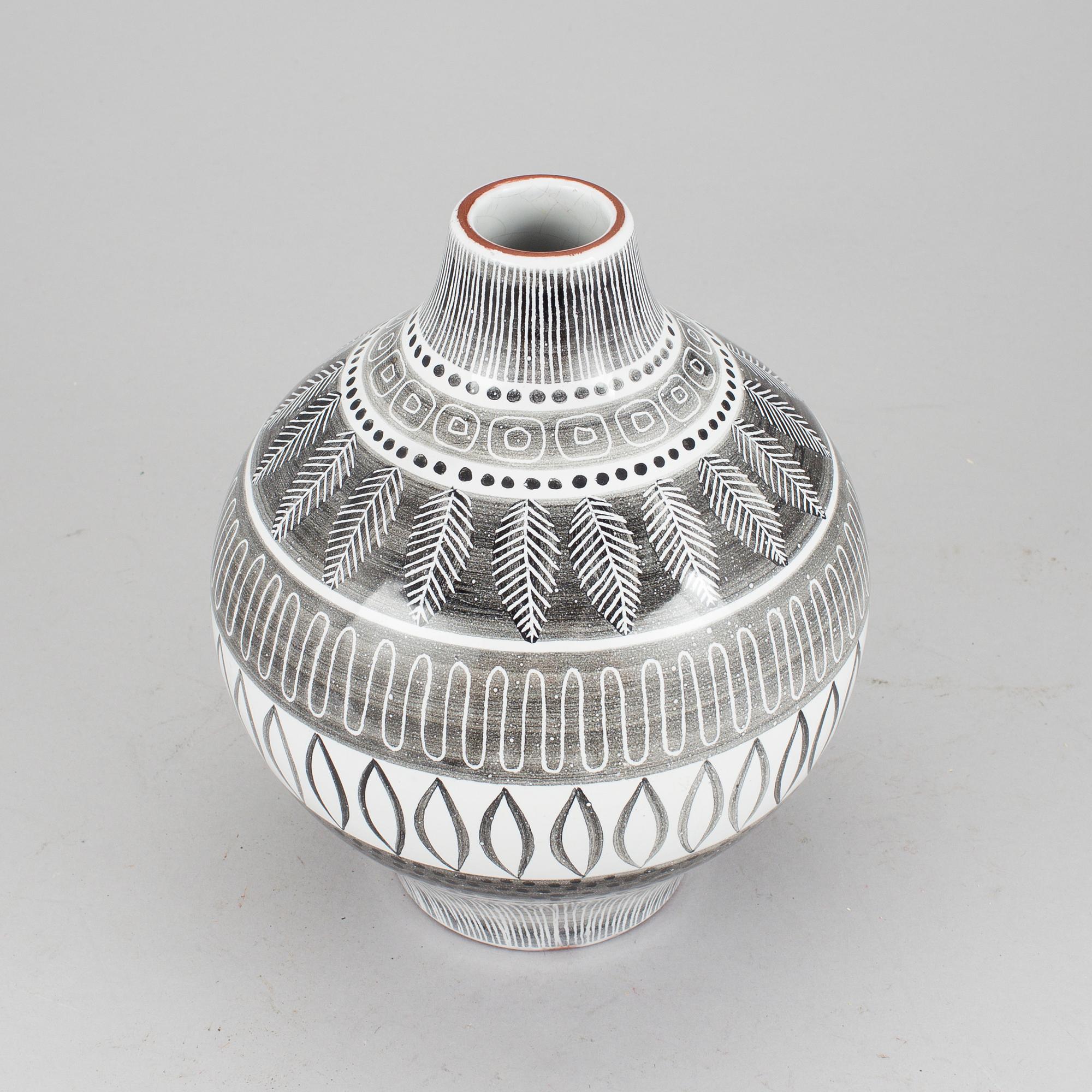 A ceramic vase "Grafika" by Ingrid Atterberg for Upsala-Ekeby, 1950s.