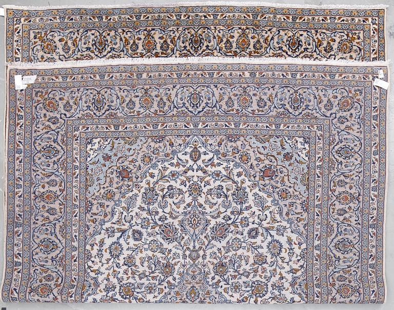 MATTA, Keshan, ca 360x252 cm.