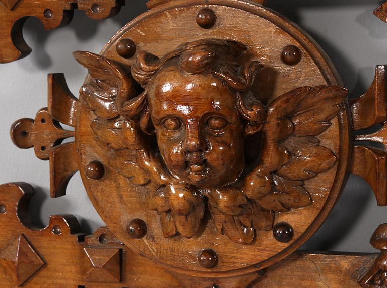 DEKORATIONSELEMENT, omkring sekelskiftet 1800/1900.