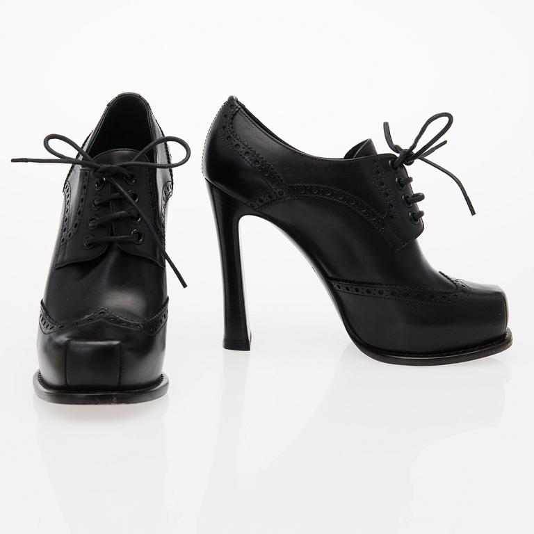 High Heel Lace Up Brogue Shoes, size 36.5.