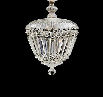 TAKLAMPA, 1900-talets mitt. Höjd 47 cm.