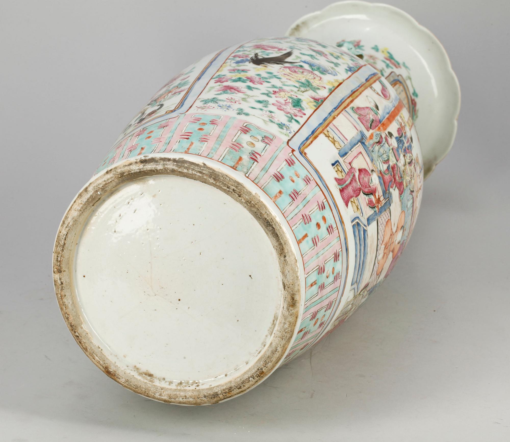 GOLVURNA, porslin, Kina, Kanton, 1800-tal.