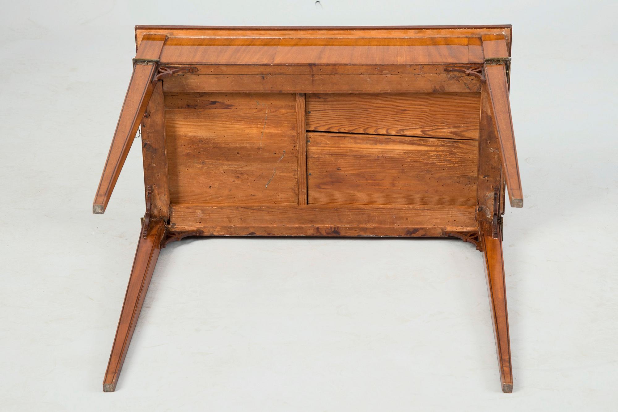 GUSTAVIANSKT BORD.